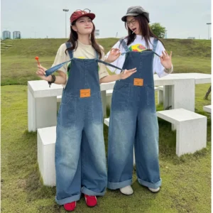 Yếm Jeans SSS.A Form Unisex Túi Rộng Cá Tính